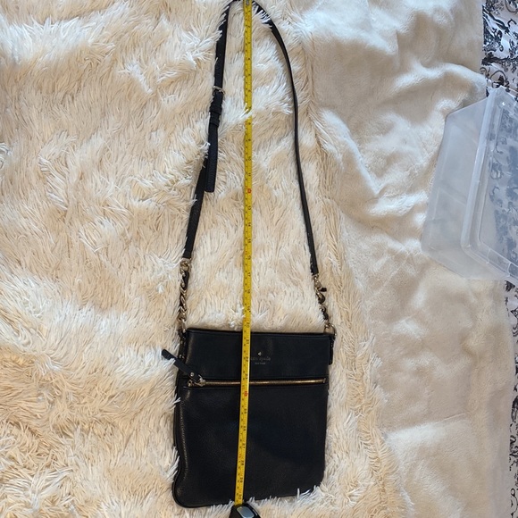 Kate Spade ♠️ black pebbled leather black cross body with gold hardware - Picture 12 of 12
